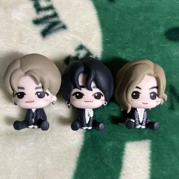 Mrs.GREENAPPLE 2024 1등 복권 피규어 3체 세트