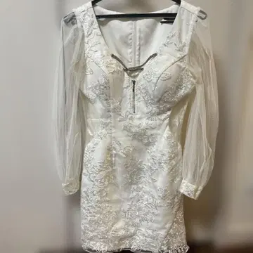 JEWELS 화이트 레이스 타이트 드레스