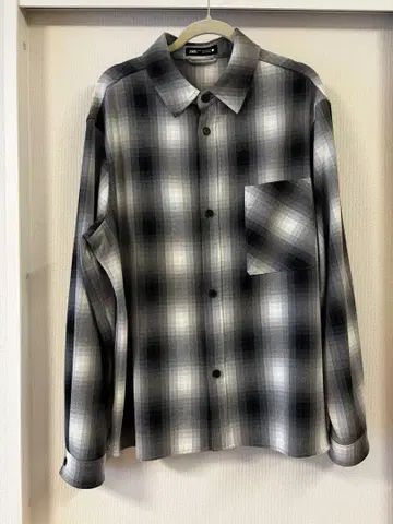 새상품급 ZARA 자라 옴브레 체크 셔츠 긴팔 그레이 XL