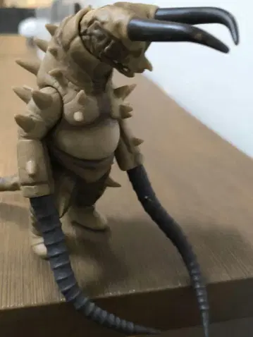 괴수 피규어 가시 약 15cm