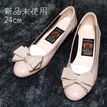 MIHAMA 24cm 미사용 새상품 에나멜 펌프스