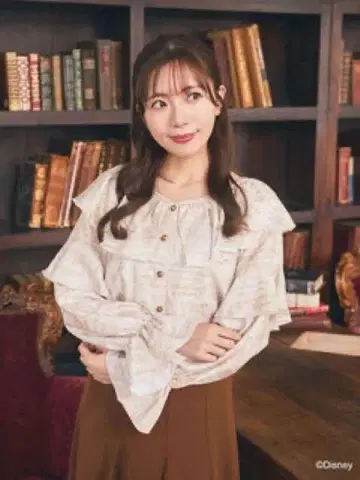 새상품급 Areeam Disney 디즈니 미녀와 야수 벨 블라우스 프릴