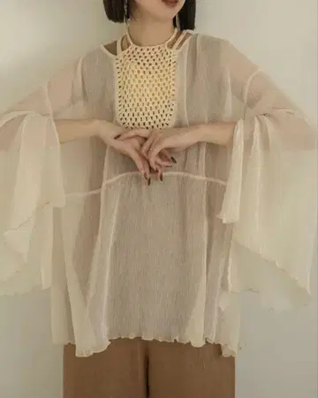 eaphi 시어 블라우스