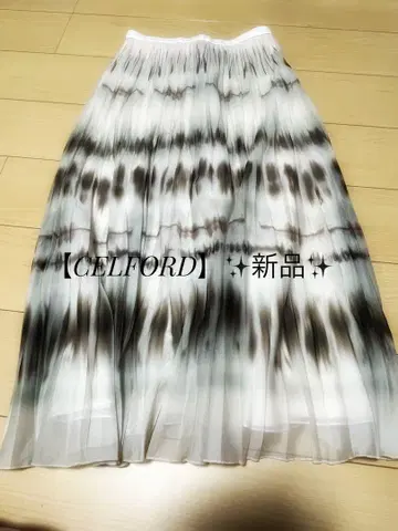 [ CELFORD ] 새상품 플리츠 스커트
