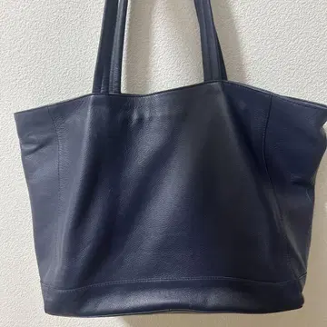 네이비 가죽 토트백