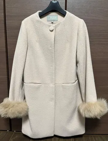 유나이티드 애로우즈 퍼 코트