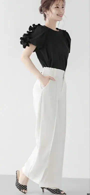 fitmore 허리 프릴 와이드 팬츠 PS 화이트 핏 fitmore