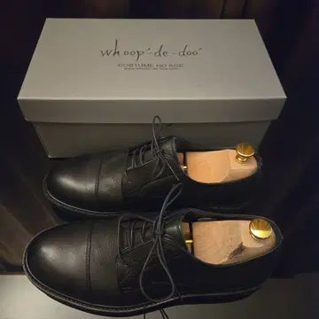 whoop de doo 블랙 레이스업 슈즈