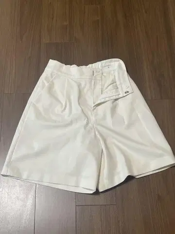 CADUN 화이트 숏팬츠 38