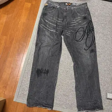 데미지 가공 다크 그레이 데님 팬츠 W40