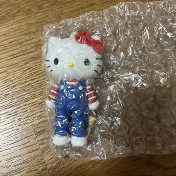 헬로키티전 시크릿 마스코트 키링 오버롤
