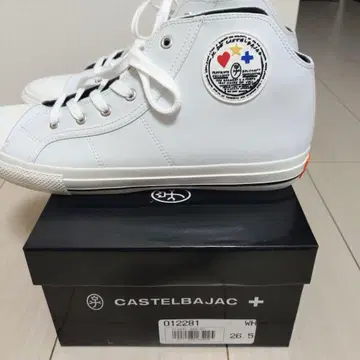 새상품 CASTELBAJAC 화이트 하이컷 스니커즈 26.5