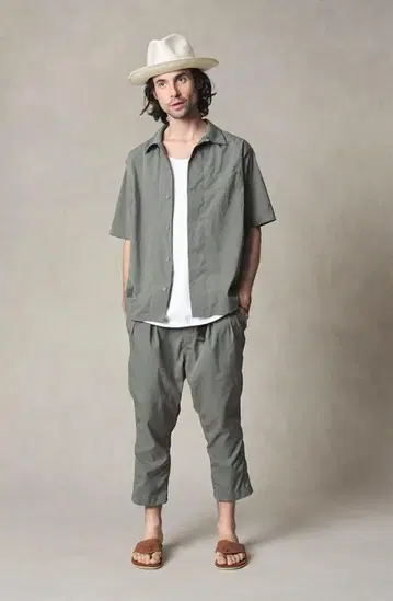 논네이티브 팬츠