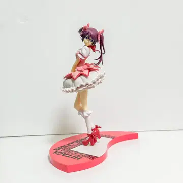 니시오 이신 (모노가타리 시리즈) 센죠가하라 히타기 MADOKA ver.