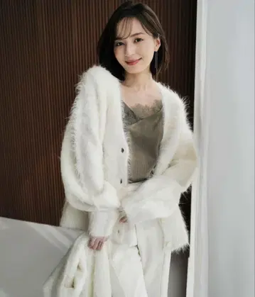 새상품급! anuans 수리 알파카 니트 가디건