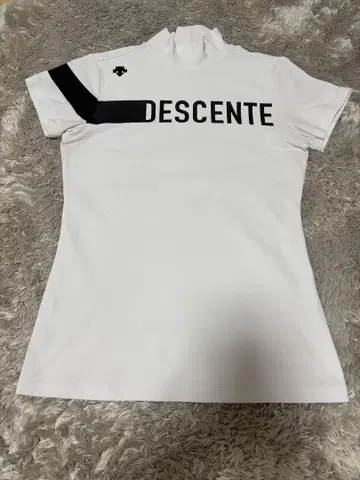 DESCENTE 여성용 셔츠 M 사이즈 화이트
