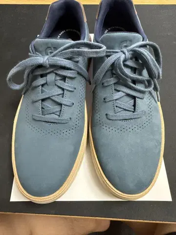 콜한 스니커즈 남성용 US7.5 25cm 시착만 한 새 상품 정가 3만