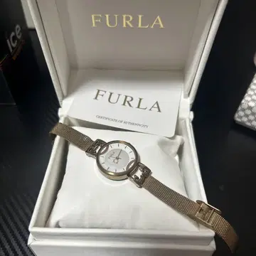 FURLA 골드 메쉬 손목시계