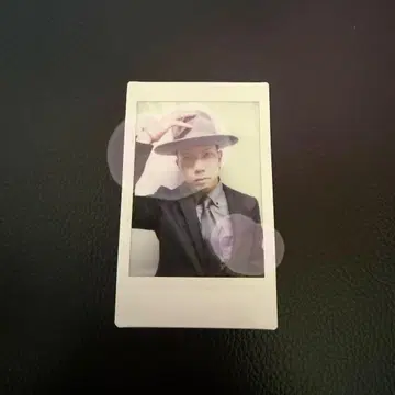 E-FLOW 폴라로이드