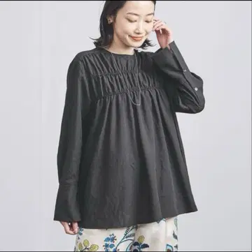 UNITED ARROWS 유나이티드 애로우즈 셔링 블라우스 블랙