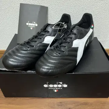 diadora Brasil 축구화 블랙