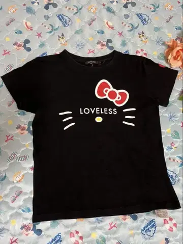 헬로키티 LOVLESS 반팔T셔츠 블랙