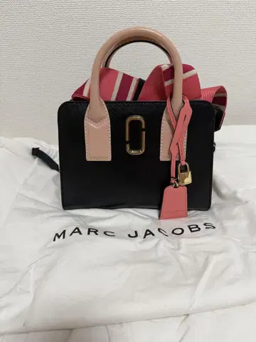 MARCJACOBS 백
