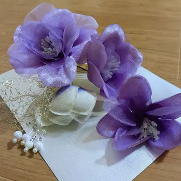 보라색 꽃 장식 헤어콤 레이스 펄 장식