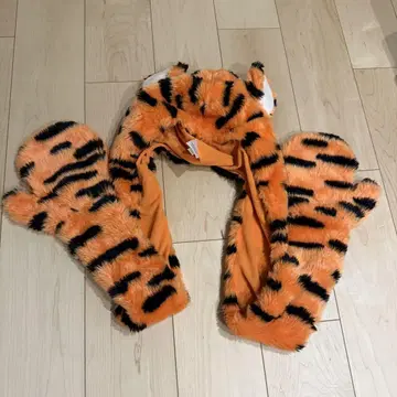 디즈니 티거 머플러 모자