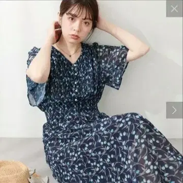 내추럴 꾸뛰르 플레어 슬리브 고급 원피스 네이비