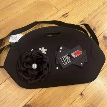 새상품 비쥬 장식 블랙 숄더백
