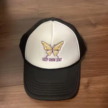 OTTO 버터플라이 자수 캡
