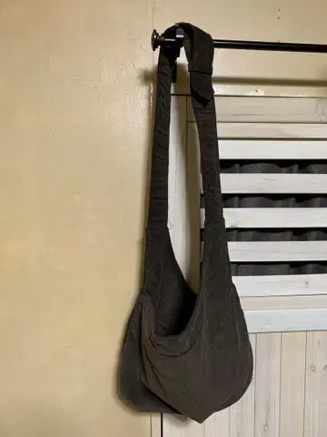 DjangoAtour farmers shouler bag 코듀로이