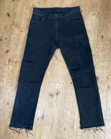 BEAMS 블랙 데님 팬츠 프린지 가공 M