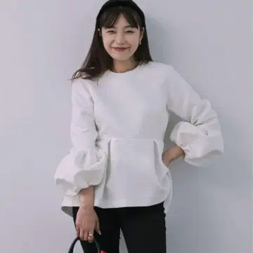 F by ROSSO 페플럼 벌룬 슬리브 튜닉