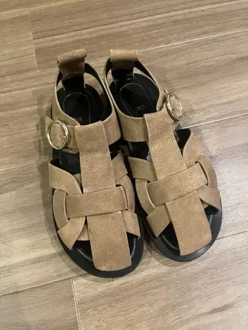 ZARA 구르카 샌들 36