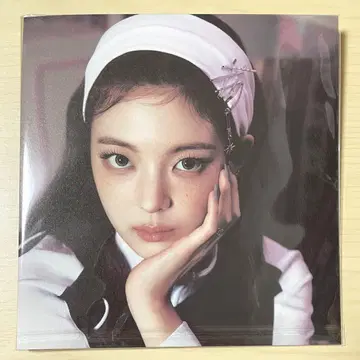 ITZY GOLD SPECIAL EDITION 스퀘어 사진 리아
