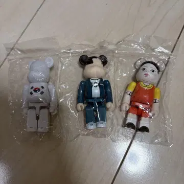 BE@RBRICK 베어브릭 시리즈 44 오징어 게임 앞뒷면 3체 세트