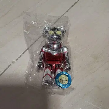 베어브릭 울트라맨
