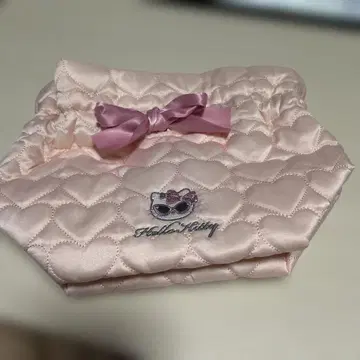 [ UFJ 한정판 ] Hello Kitty 파우치