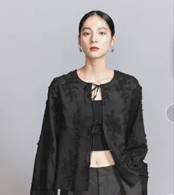 뷰티 앤 유스 셀룰로오스 나일론 자수 셔츠 2way