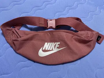 NIKE 핑크 바디백