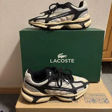 LACOSTE 스니커즈