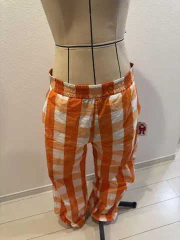 Walter van beirendonck 25ss 오렌지와 화이트