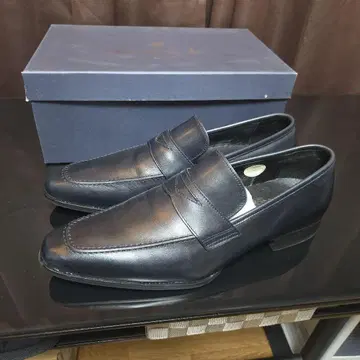 whoop-de-doo 블랙 가죽 드레스 슈즈