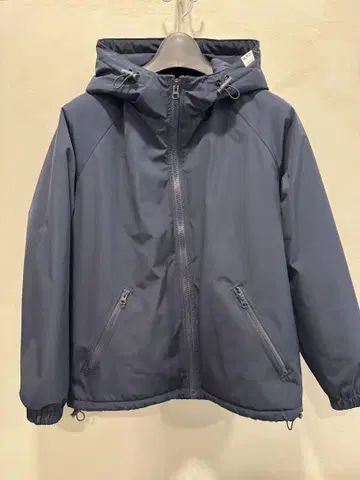 A.P.C. 네이비 나일론 자켓