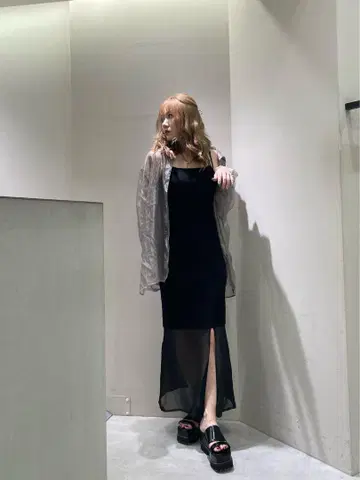 MURUA 시어 샤이니 볼륨 셔츠 새상품