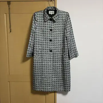 아시다 준 롱 코트