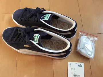 미사용품 PUMA 스웨이드 네이비 26.5cm 정가 11,000엔 푸마