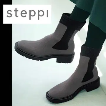 새상품급 온워드 steppi 사이드 고어 부츠 그레이 x 블랙 23cm